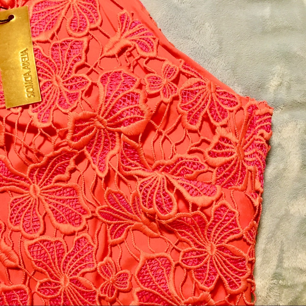 Alexia Admor Coral Reese Halter Lace Midi Sheath Dress - Picture 11 of 16